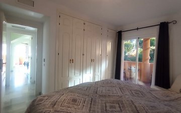 Property slide 20
