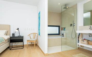 Property slide 16