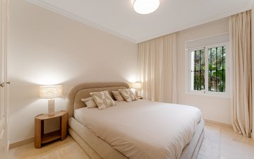 Property slide 25