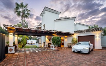 Property slide 18
