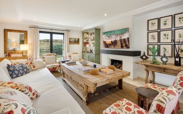 Property slide 8