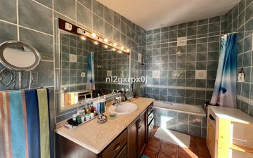 Property slide 44