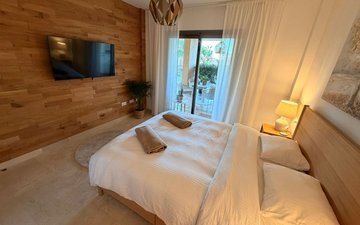 Property slide 34