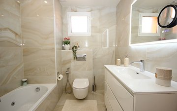 Property slide 21