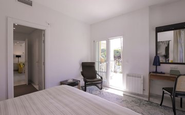 Property slide 30