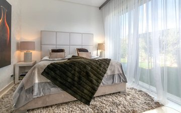 Property slide 14