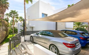 Property slide 21