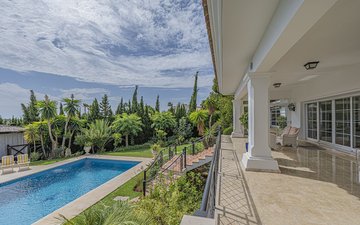 Property slide 15