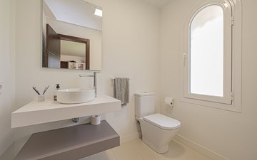 Property slide 48