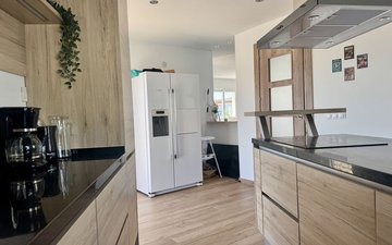 Property slide 20