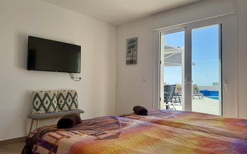 Property slide 31