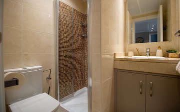 Property slide 18