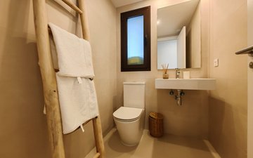 Property slide 21