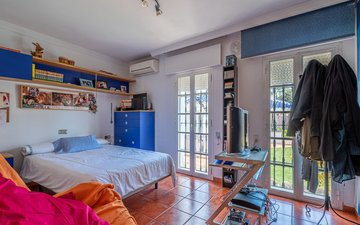 Property slide 20