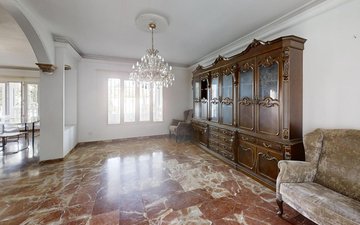 Property slide 22