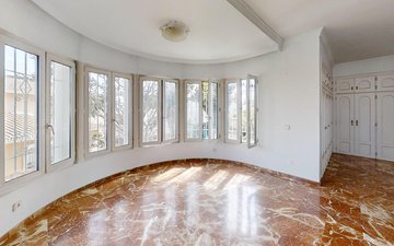Property slide 33
