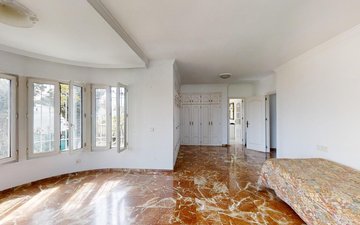 Property slide 36