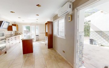Property slide 43