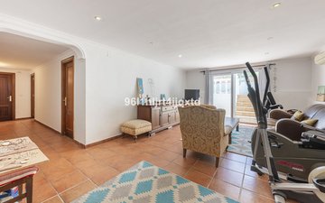 Property slide 22
