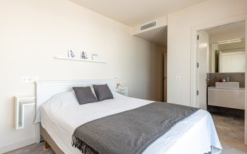 Property slide 21