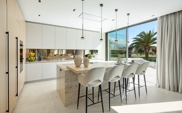 Property slide 10