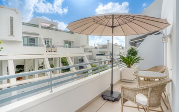 Property slide 14