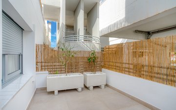 Property slide 20