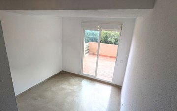 Property slide 15