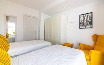Property slide 19