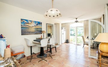 Property slide 18