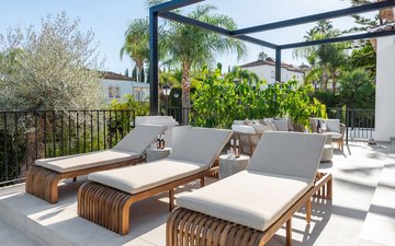 Property slide 47