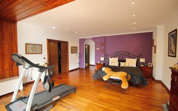 Property slide 39