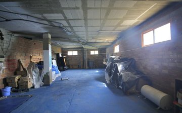 Property slide 60