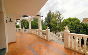 Property slide 62