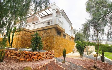 Property slide 7