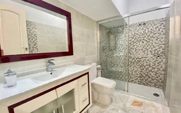 Property slide 10