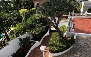 Property slide 14