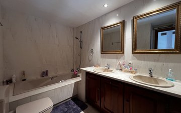 Property slide 27