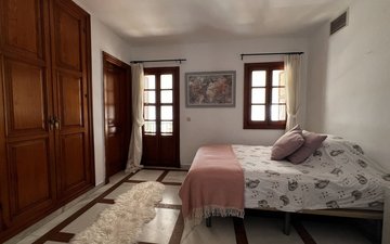 Property slide 29