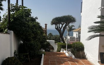 Property slide 44