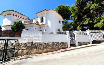 Property slide 26