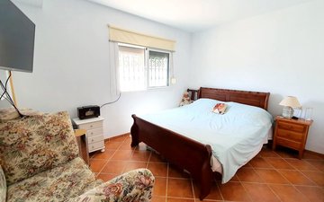 Property slide 8