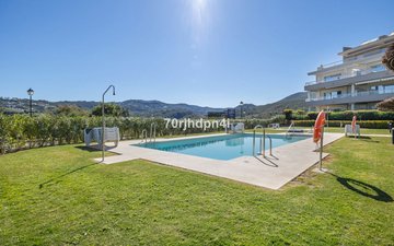 Property slide 32