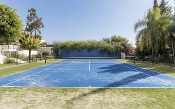 Property slide 21