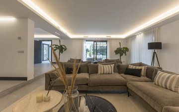 Property slide 25