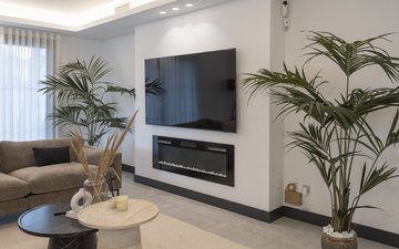 Property slide 32