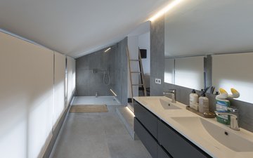 Property slide 49
