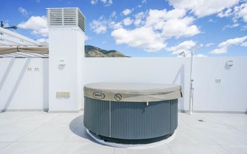 Property slide 20