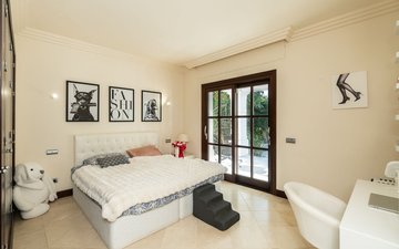 Property slide 23