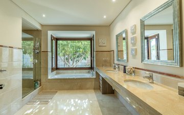 Property slide 24